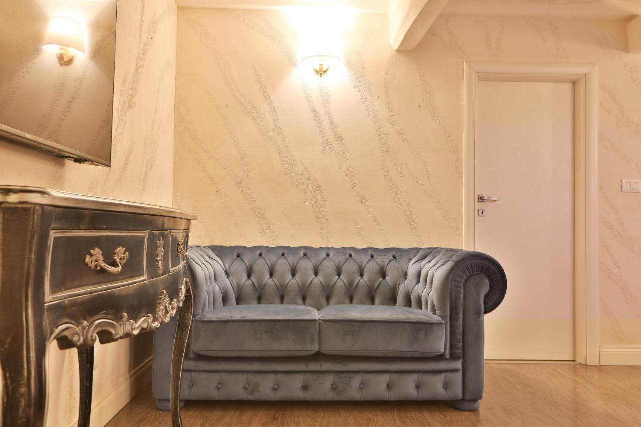 Grottini Luxury Suites ~ Pantheon Rome Luaran gambar